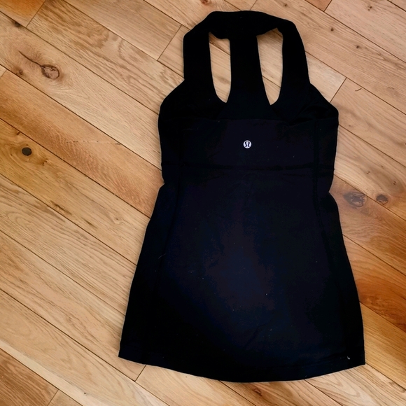 Lululemon tank - Picture 2 of 2